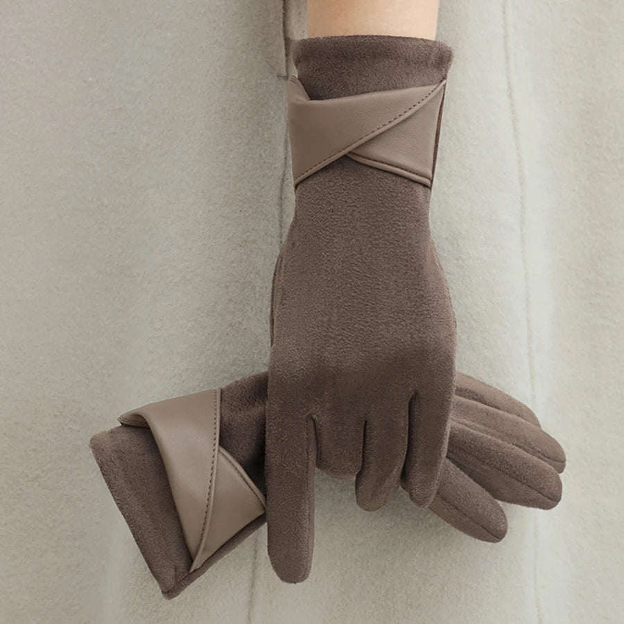 Essential Silhouette Glove